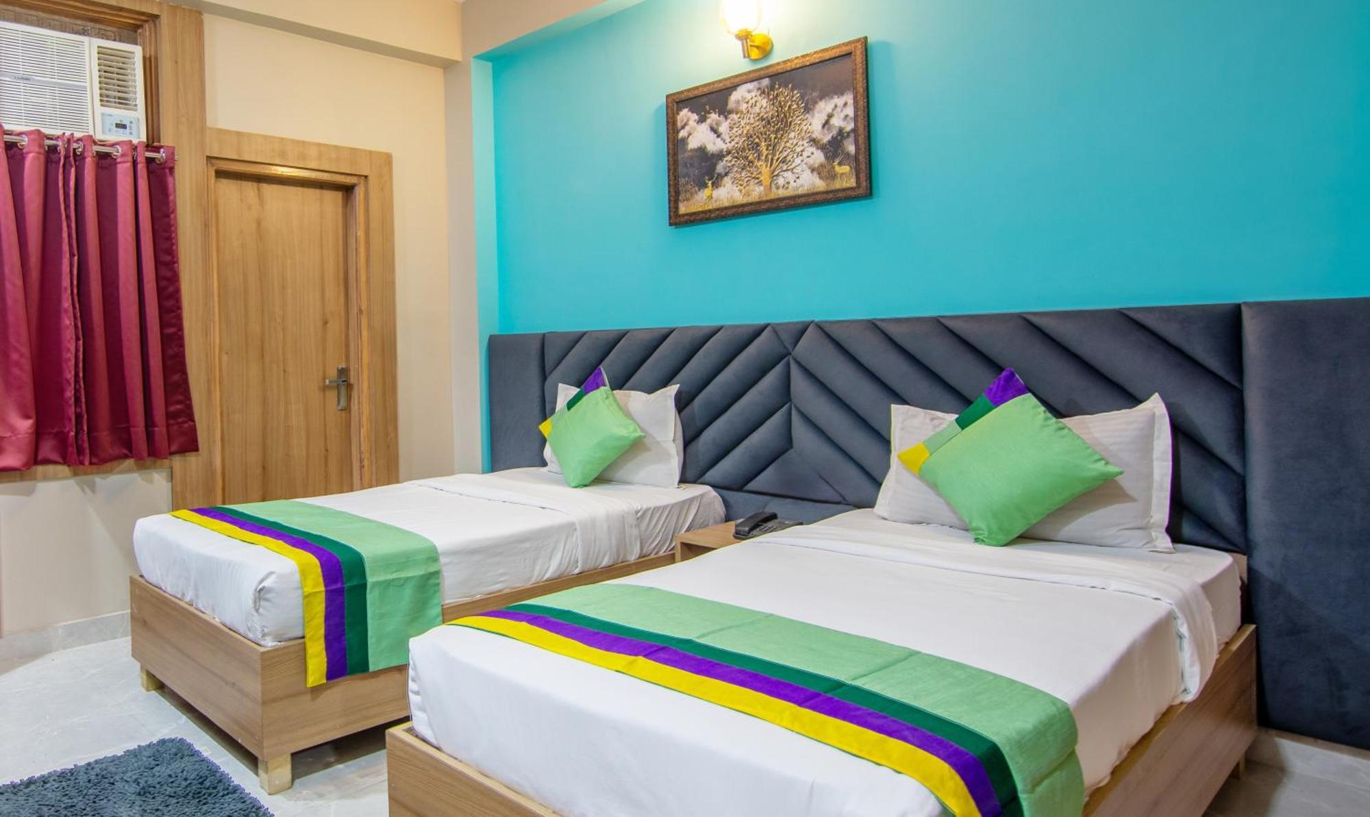 Treebo Elite Corporate, Sector 62 Hotel Ноида Екстериор снимка